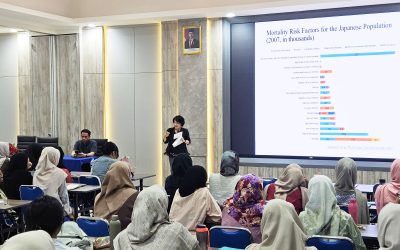 Prof. Satoko Okabe Paparkan Program Makan Siang Sekolah serta Edukasi Gizi dan Pangan di Jepang pada Kuliah Tamu Departemen Ilmu Gizi FK Undip